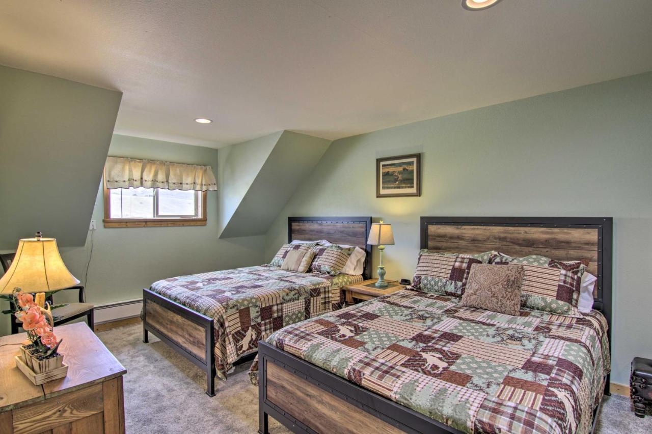 Airy Emigrant Townhome With Sweeping Mtn Views! Экстерьер фото